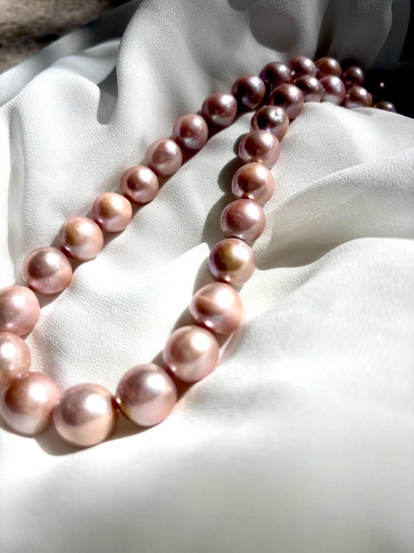 Peony Whisper – Light Blush Baroque Pearl Necklace