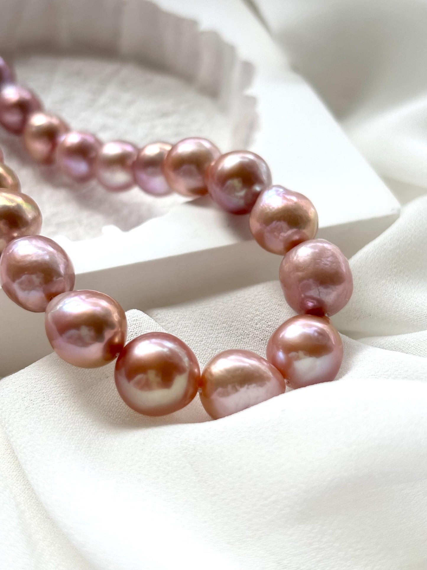 Rose Twilight – Baroque Pearl Necklace