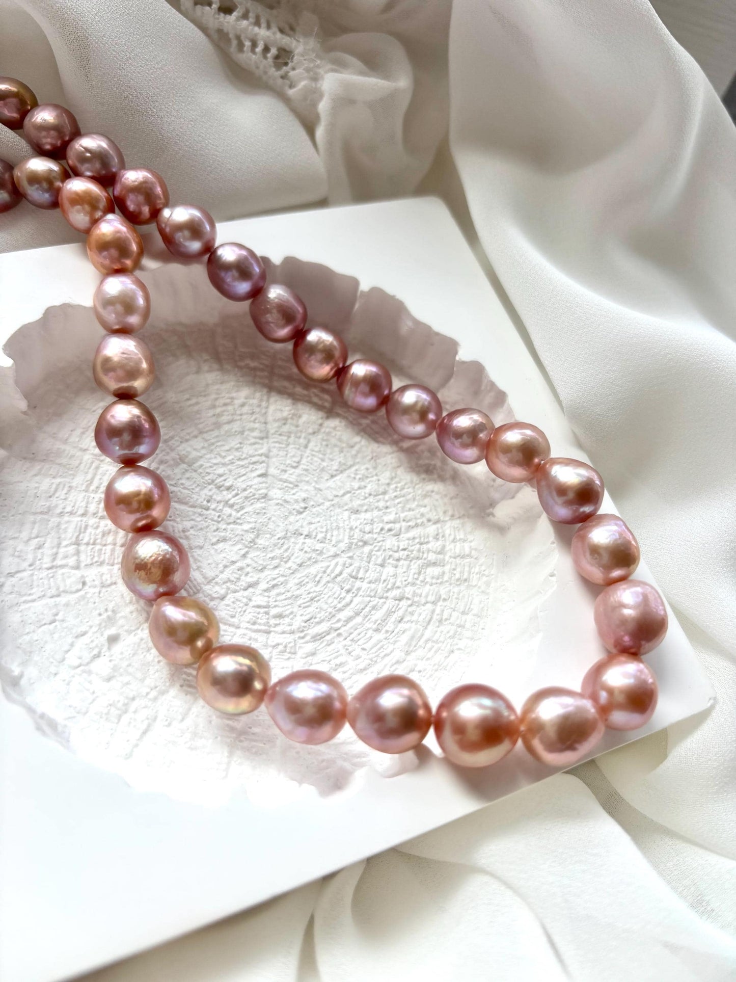 Rose Twilight – Baroque Pearl Necklace