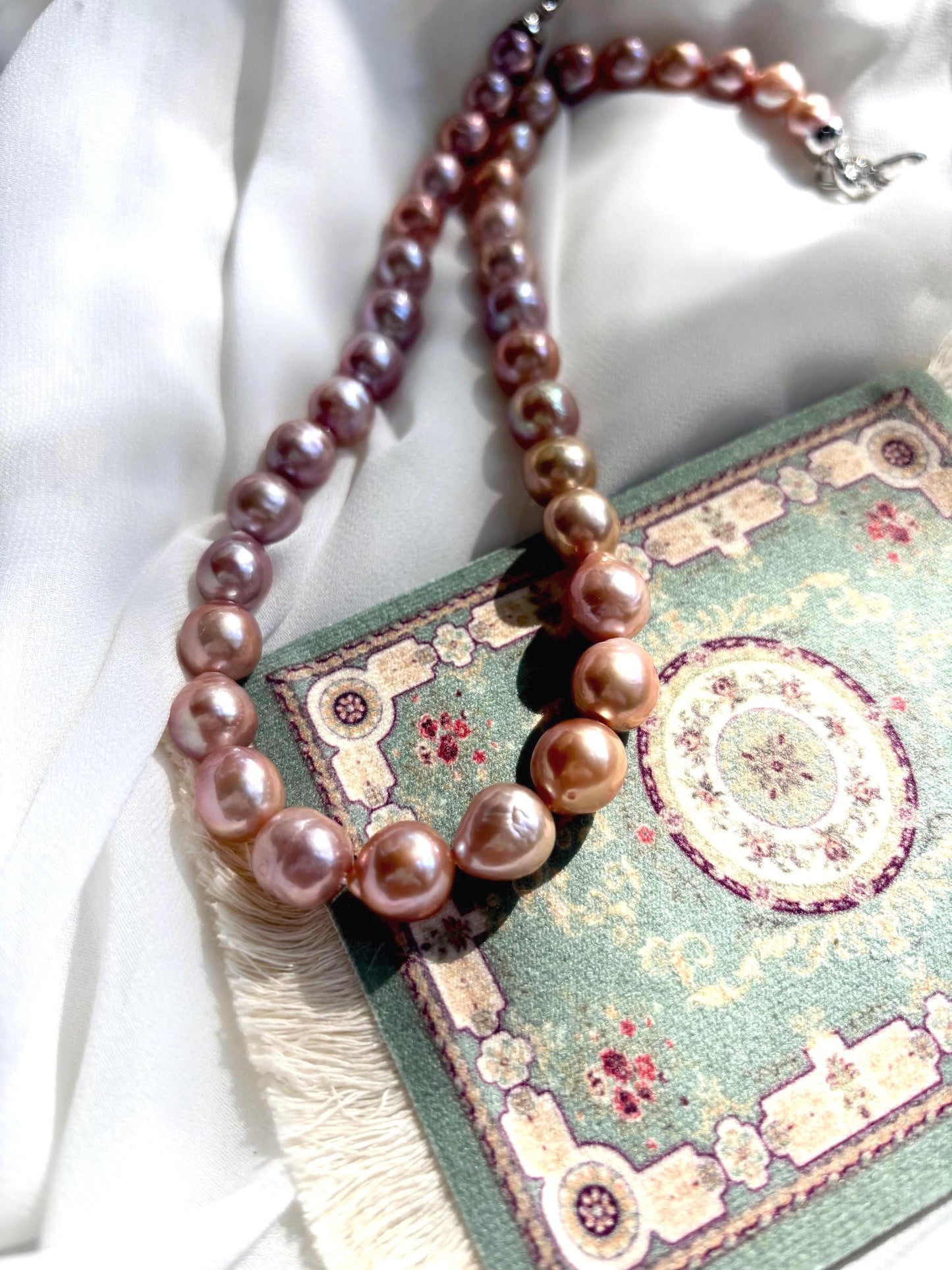 Rose Twilight – Baroque Pearl Necklace
