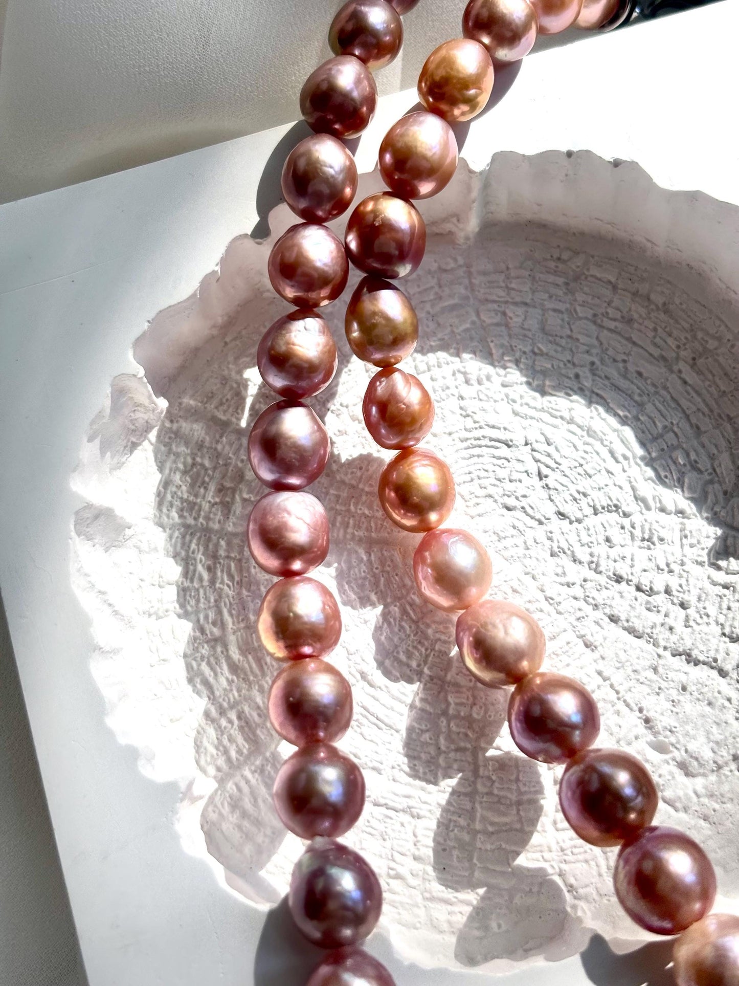 Rose Twilight – Baroque Pearl Necklace
