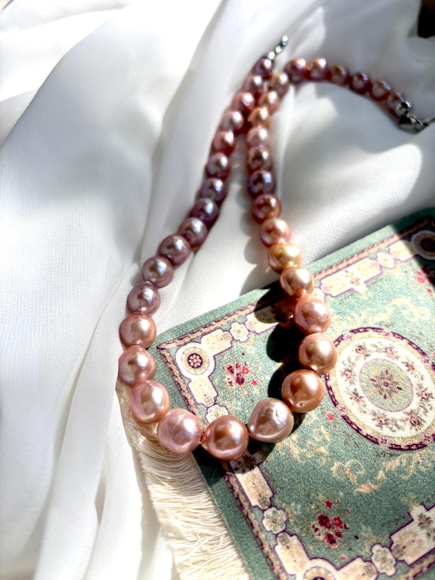 Rose Twilight – Baroque Pearl Necklace