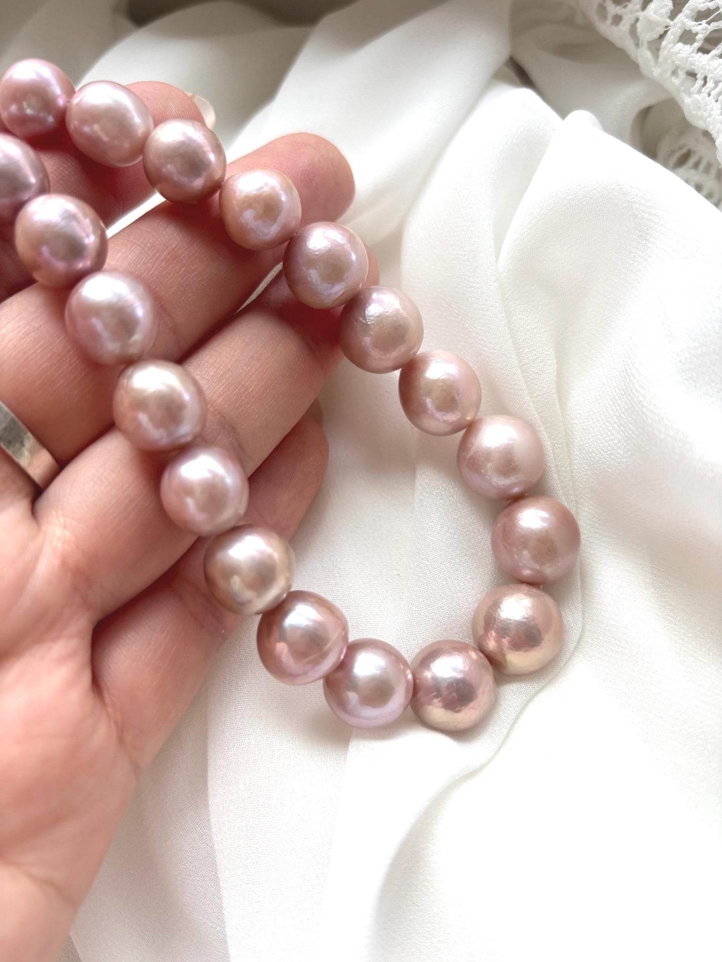 Peony Whisper – Light Blush Baroque Pearl Necklace