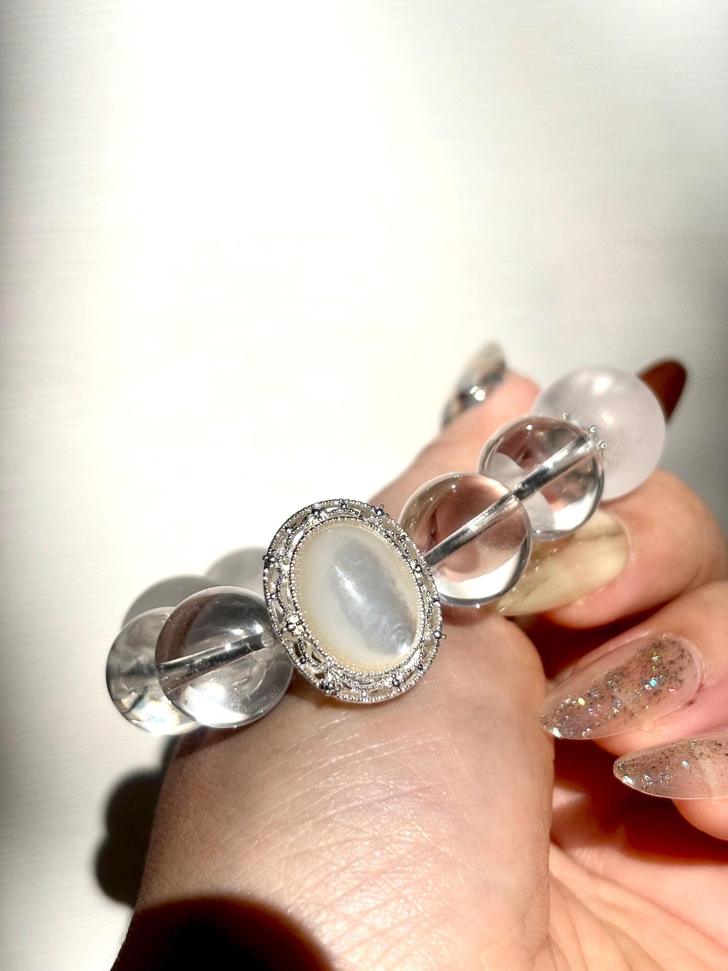 Moon Whisper - Clear Quartz x Mother of Pearl Bracelet