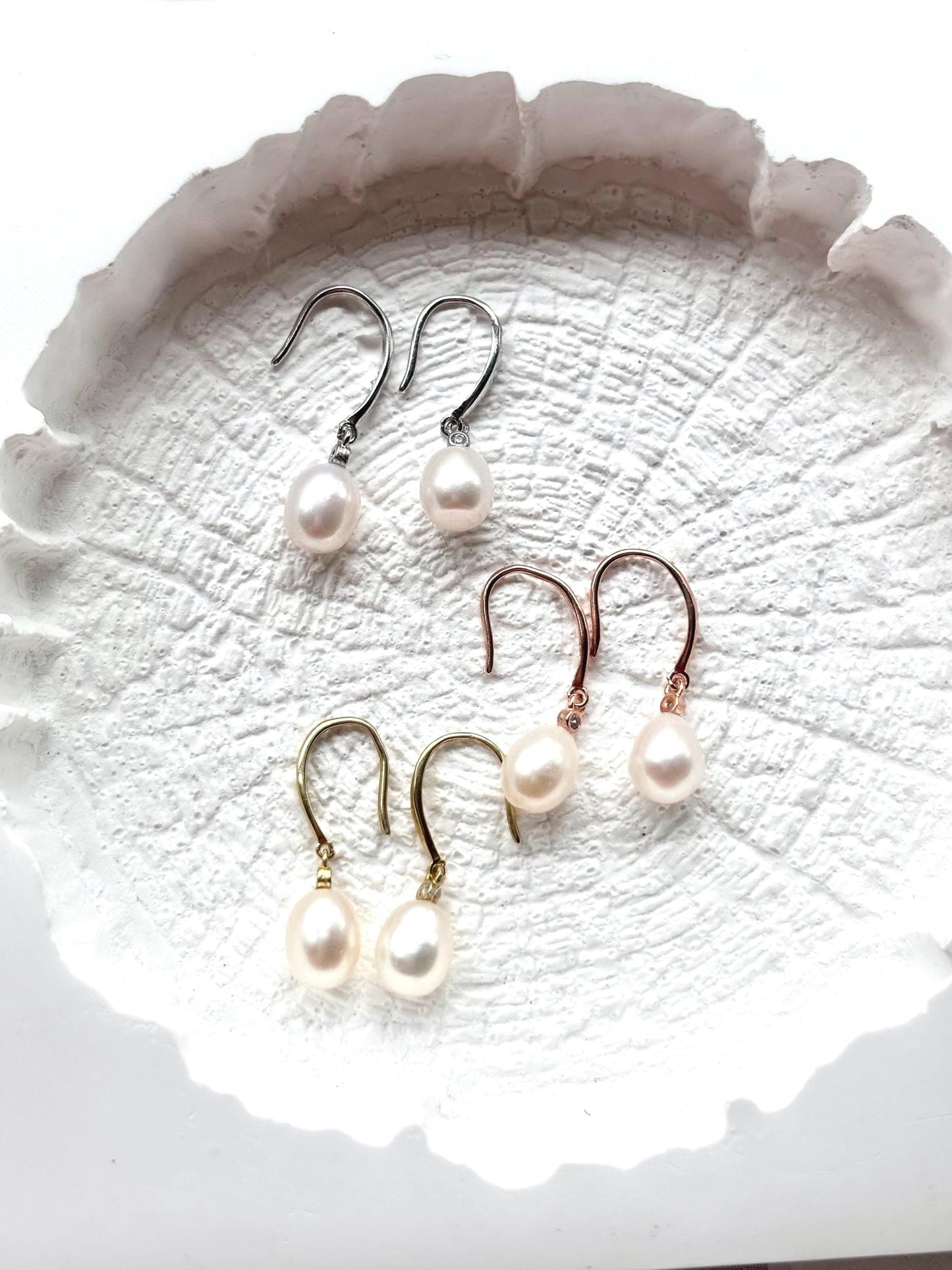Moonwater Bloom - Freshwater Pearl Minimalist Earrings (Rose Gold / Gold / Silver Available)