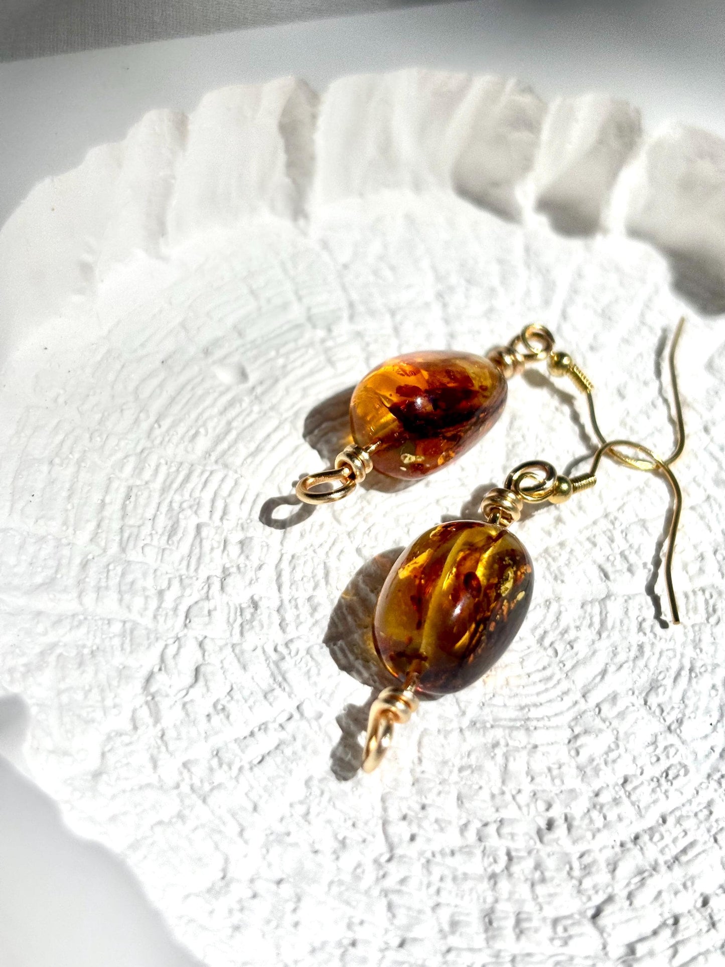 Elegant Chunky Natural Amber Dangling Gold-Plated 925 Sterling Silver Wire Earrings