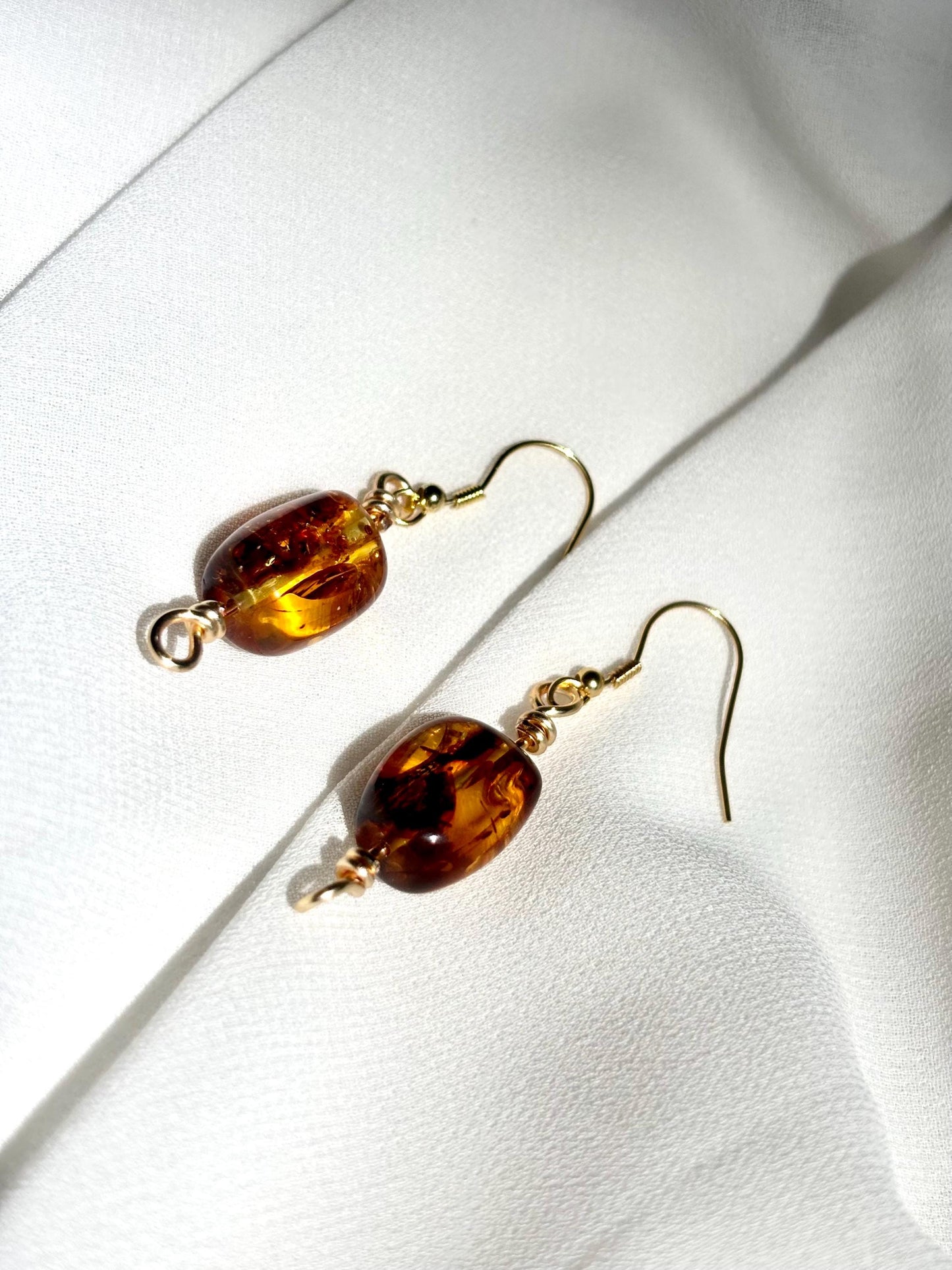 Elegant Chunky Natural Amber Dangling Gold-Plated 925 Sterling Silver Wire Earrings