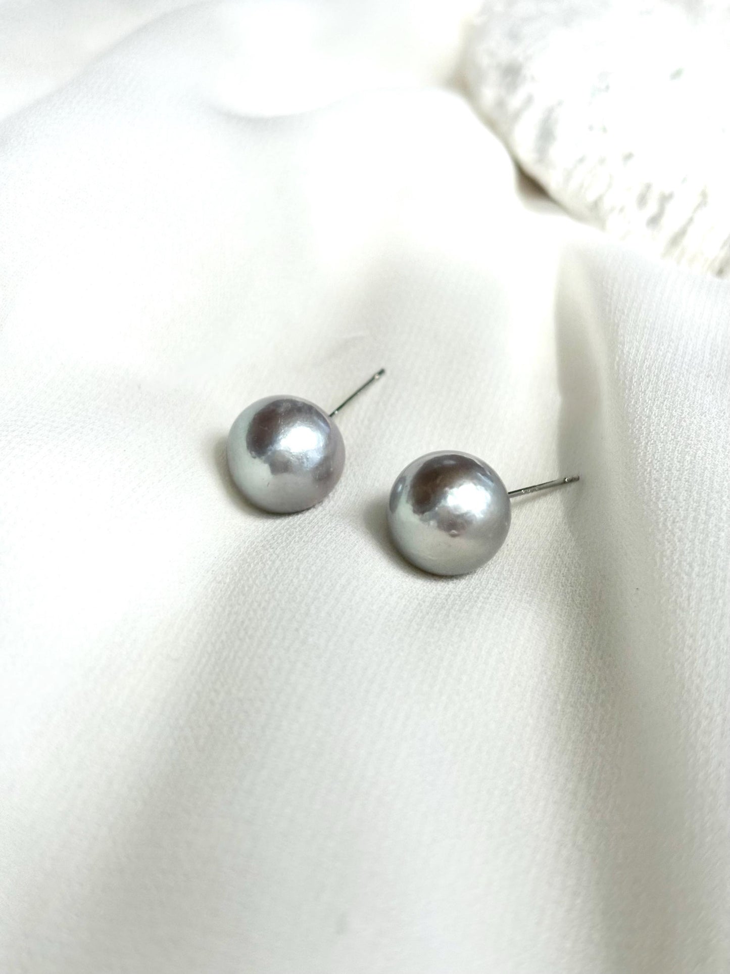 River Lune - Grey Silver Luster Pearl Stud Earrings