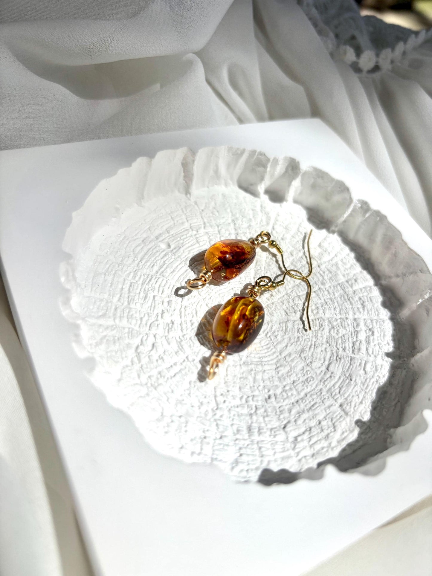 Elegant Chunky Natural Amber Dangling Gold-Plated 925 Sterling Silver Wire Earrings