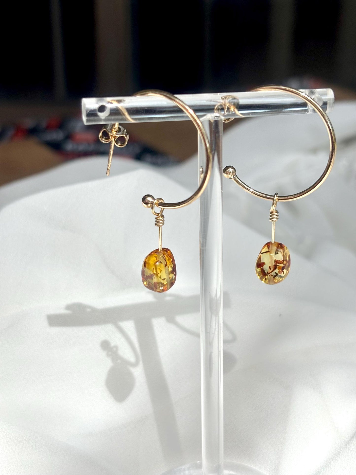 Golden Glow - Natural Floating Flower Amber Hoop Earrings