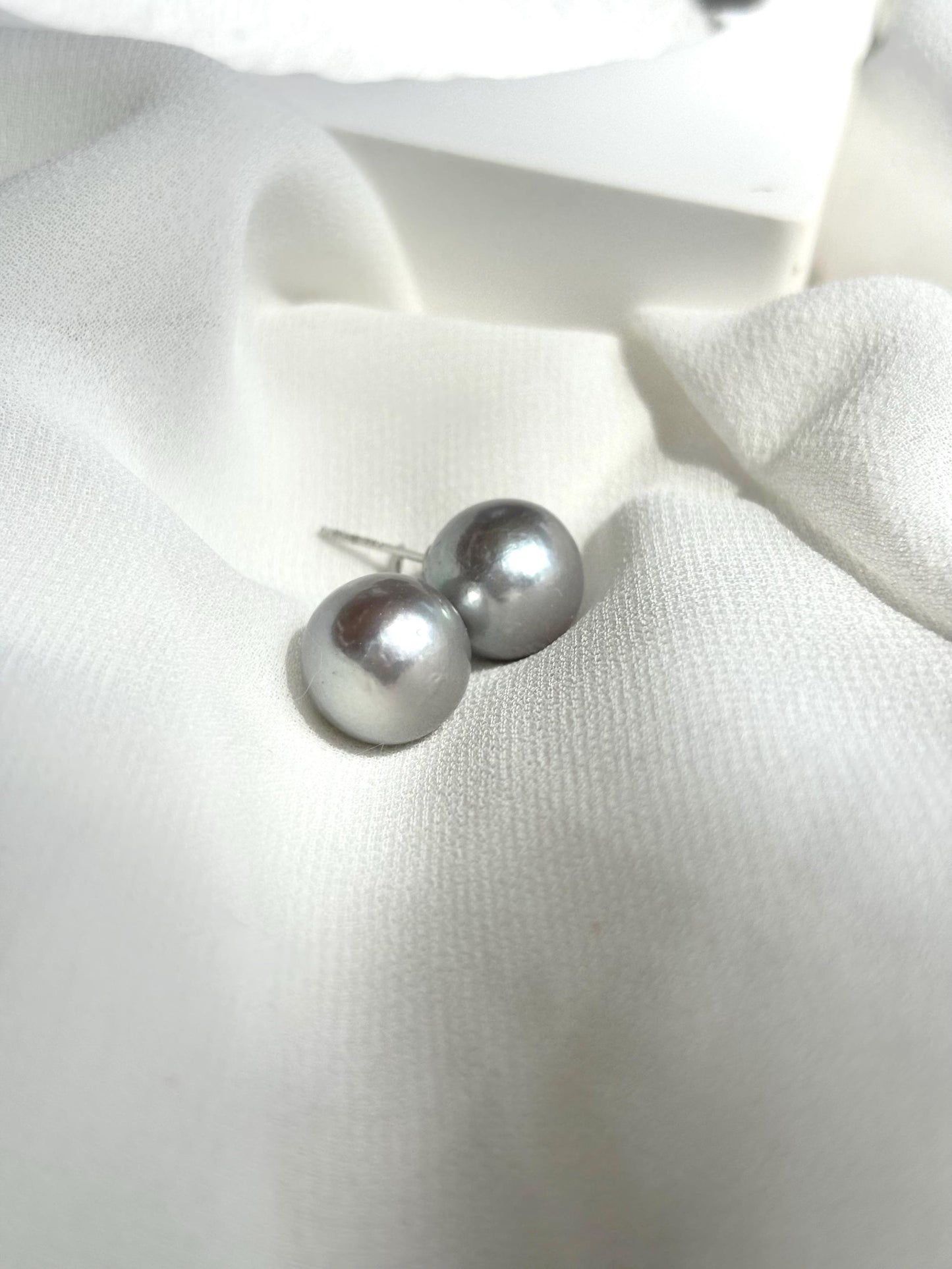 River Lune - Grey Silver Luster Pearl Stud Earrings