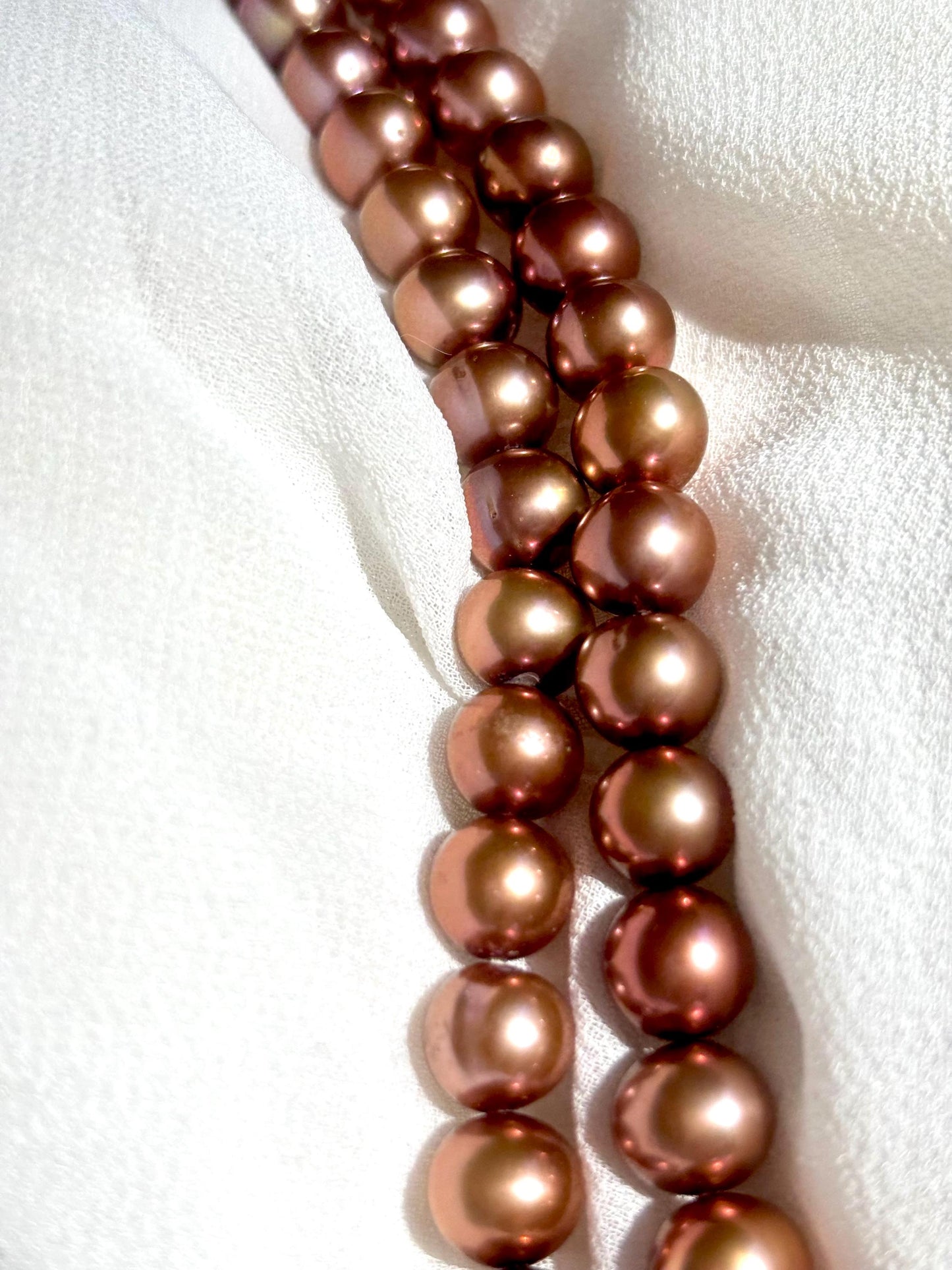 Caramel Moonlight Reverie - A Whisper of Freshwater Pearls