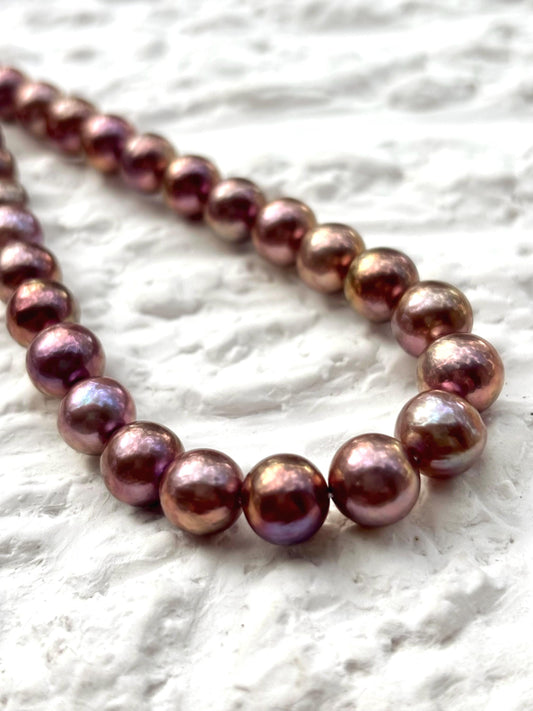 Velvet Reverie - Purple Mist Pearl Necklace