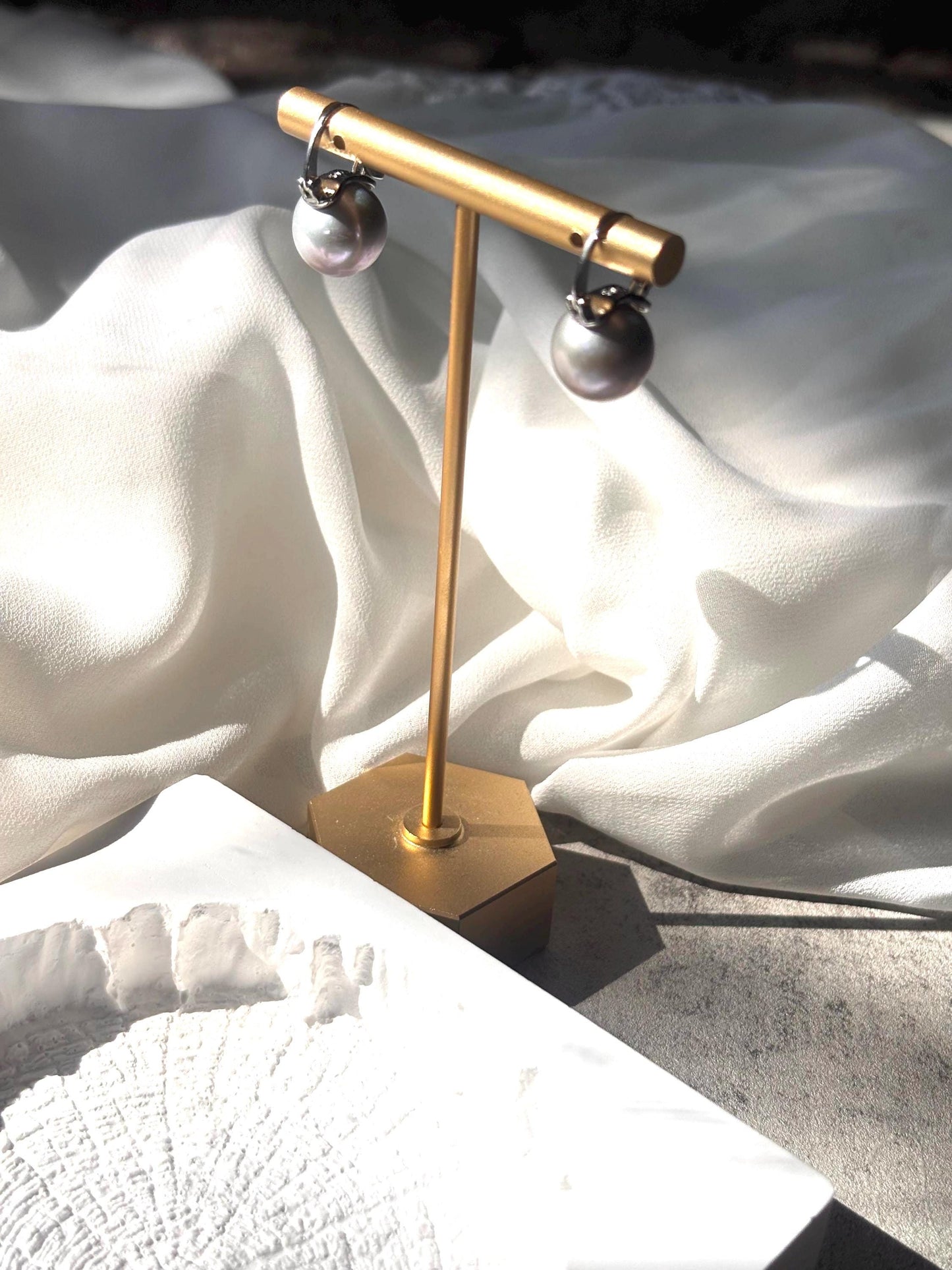 Moonlit Halo - Grey Freshwater Pearl Huggie Earrings