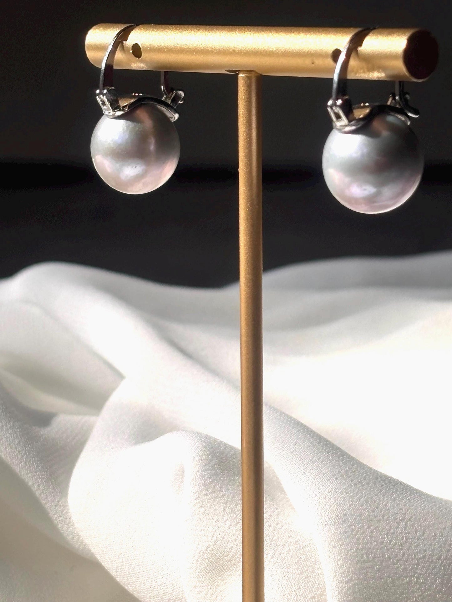 Moonlit Halo - Grey Freshwater Pearl Huggie Earrings