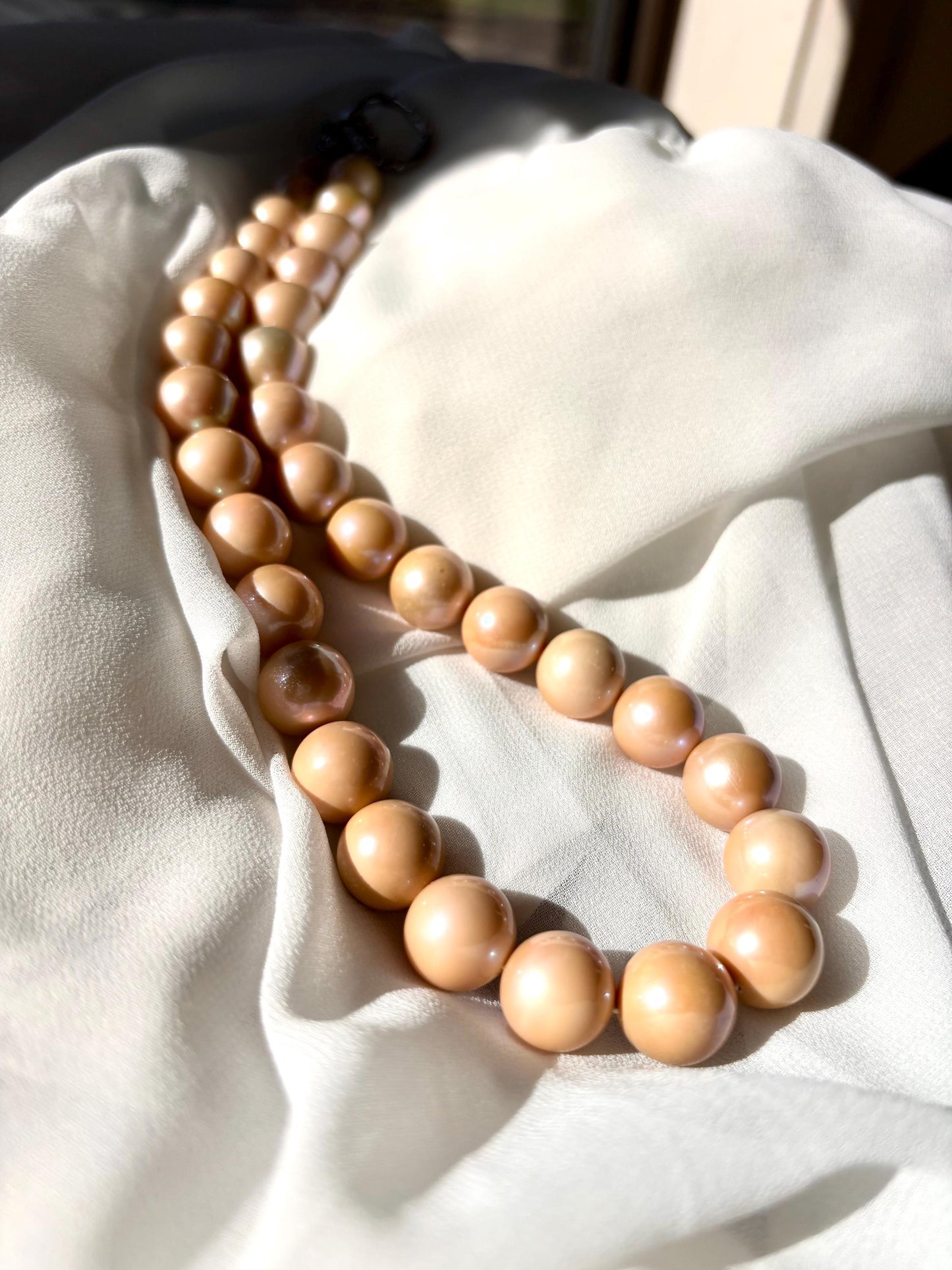 Velvet Aura - Nude Baroque Pearl Necklace, Minimalist Freshwater Pearl Jewelry, Gift for Mum, June Birthstone